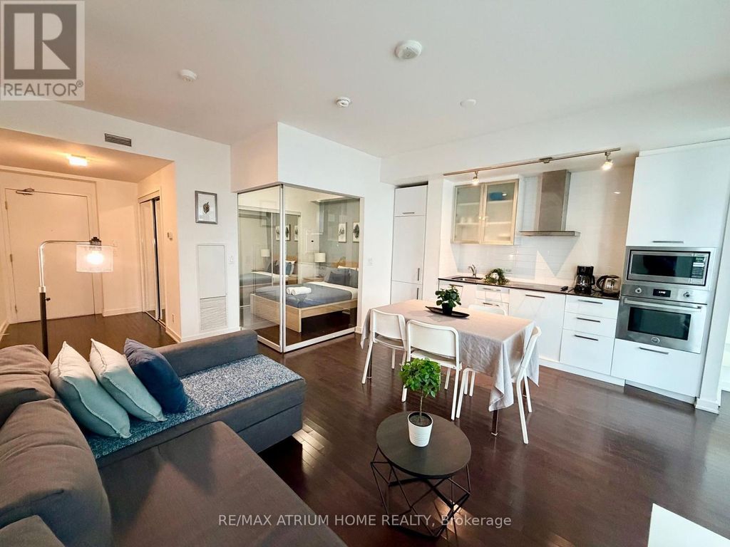 1501 - 14 York Street, Toronto (waterfront Communities)