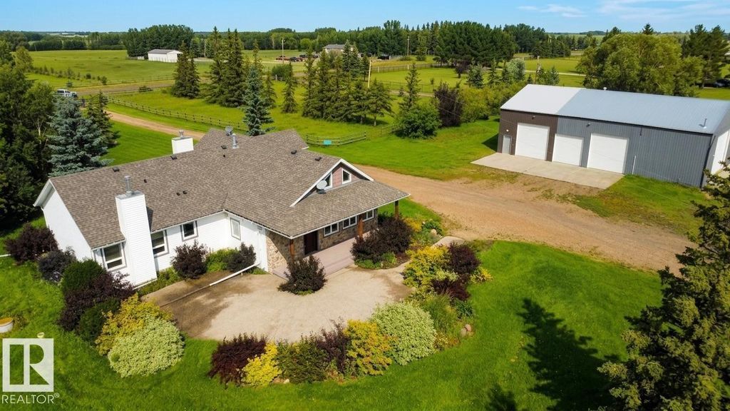 26317 Twp Road 552, Rural Sturgeon County