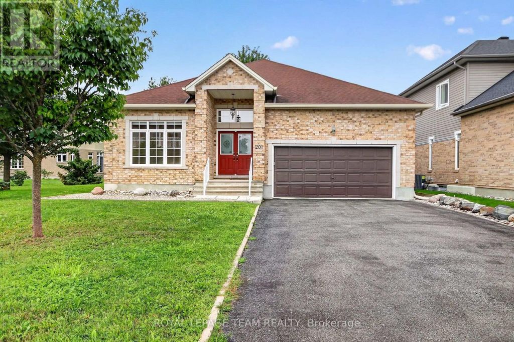 201 Trailgate Street, Ottawa