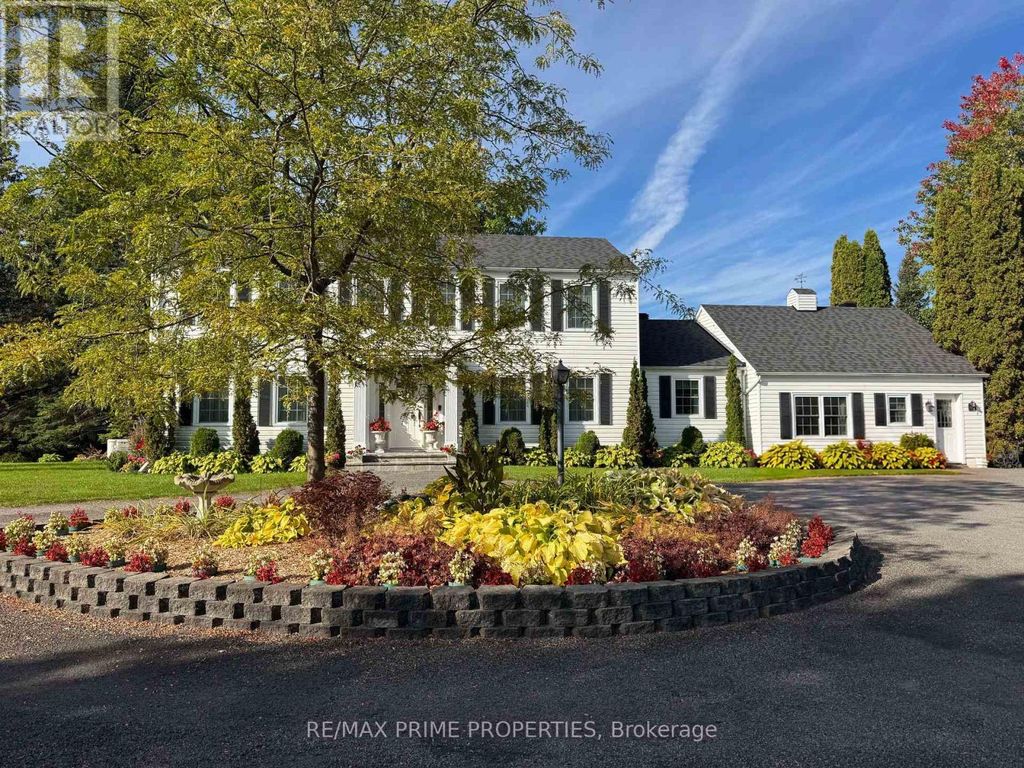1530 Royal Orchard Drive, Ottawa