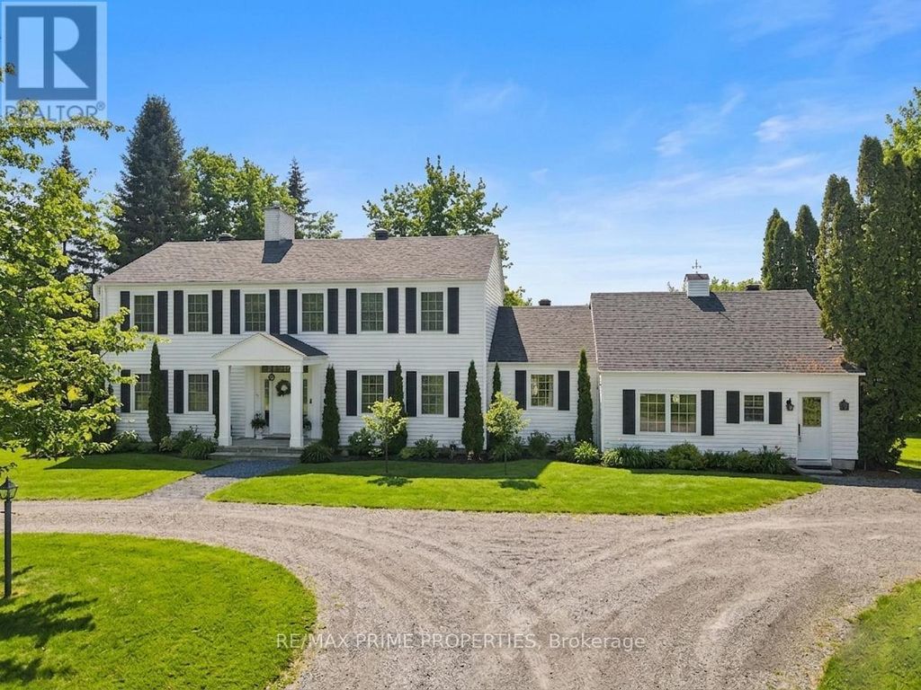 1530 Royal Orchard Drive, Ottawa