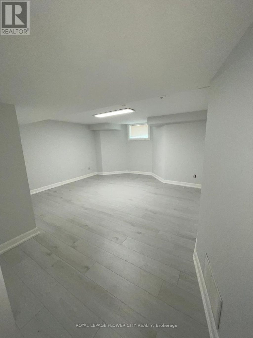 Lwr Lvl - 18 Reuben Avenue, Toronto (humberlea-Pelmo Park)