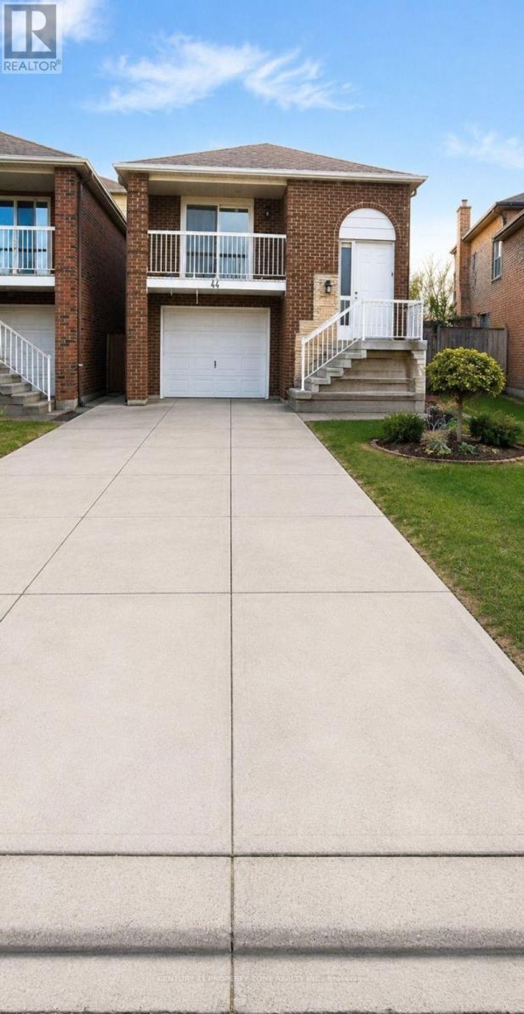 44 Rotherglen Court, Brampton (brampton West)