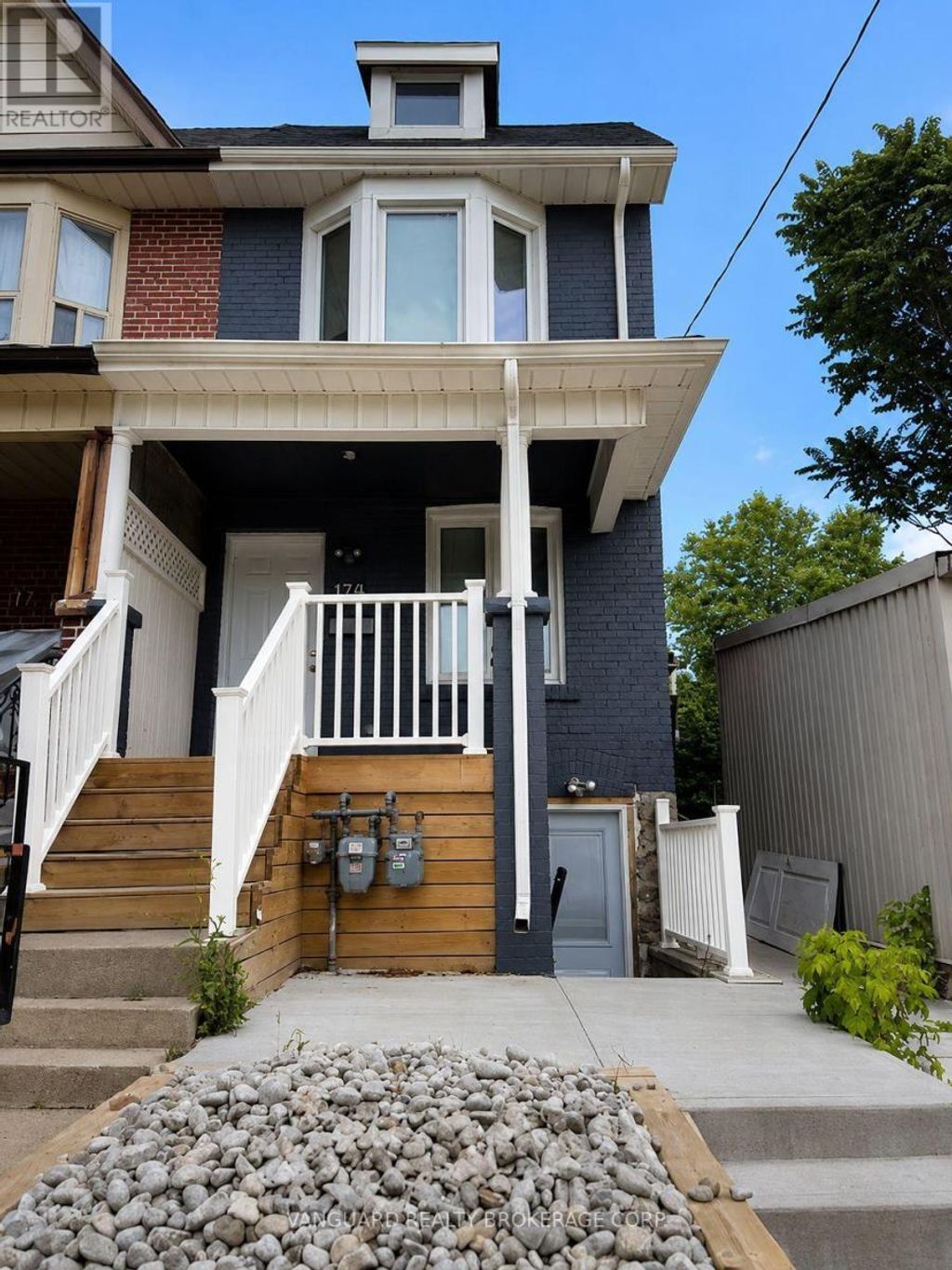 2nd Floor - 170 Yarmouth Road, Toronto (dovercourt-Wallace Emerson-Junction)