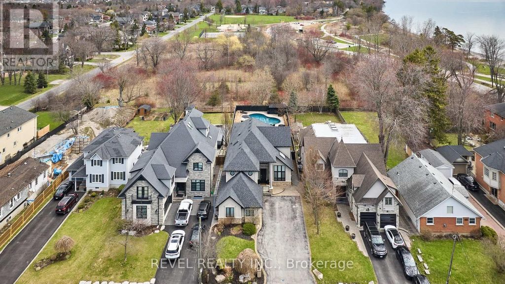 475 Poplar Avenue, Ajax (south East)