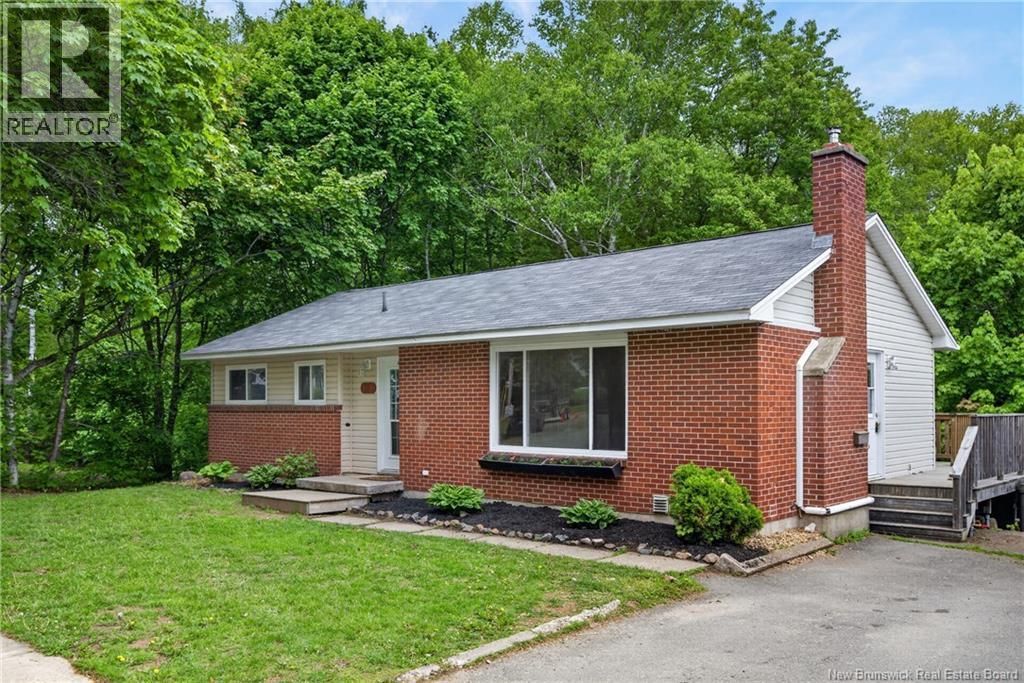 132 Topcliffe Crescent, Fredericton