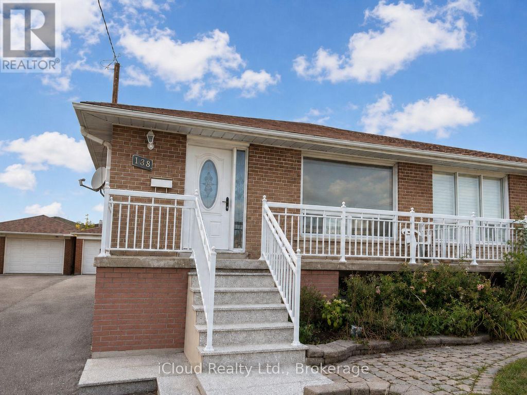 138 Lomar Drive, Toronto (glenfield-Jane Heights)