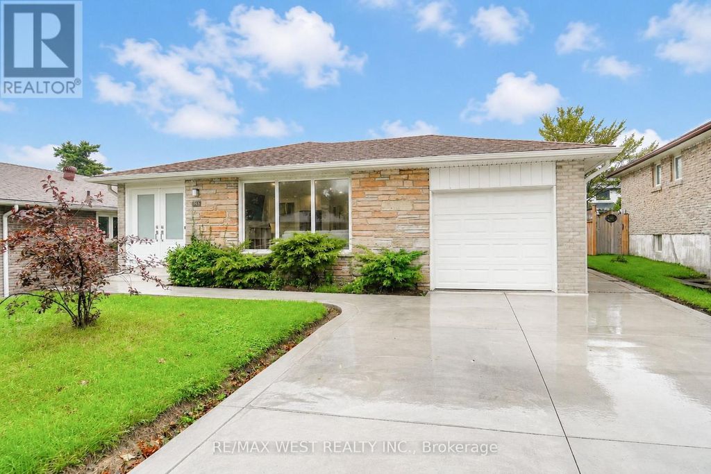 765 Dodsworth Crescent, Mississauga (applewood)