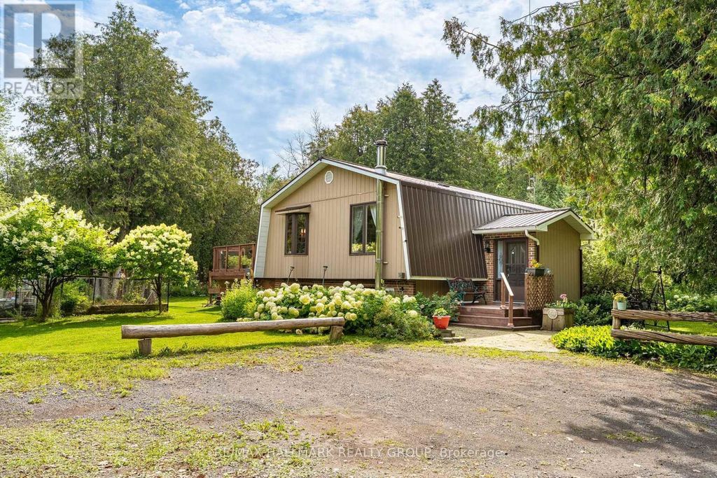 1184 Derry Side Road, Beckwith
