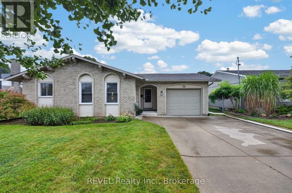 36 Manor Road, St. Catharines (vine/linwell)