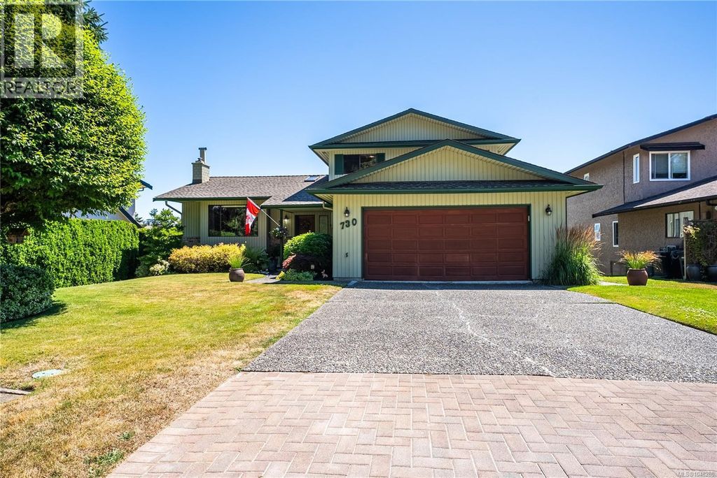 730 Viaduct Ave E, Saanich