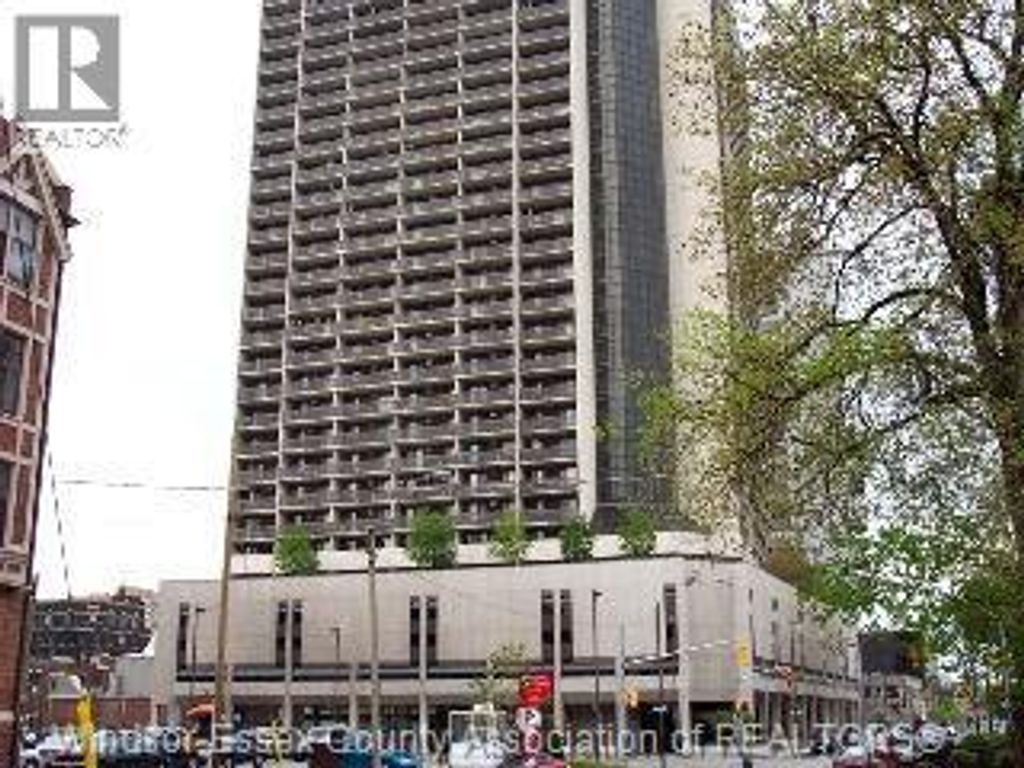 150 Park West Unit# 816, Windsor