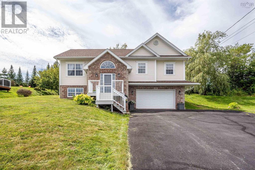 50 Falcon Crest Court, Sackville