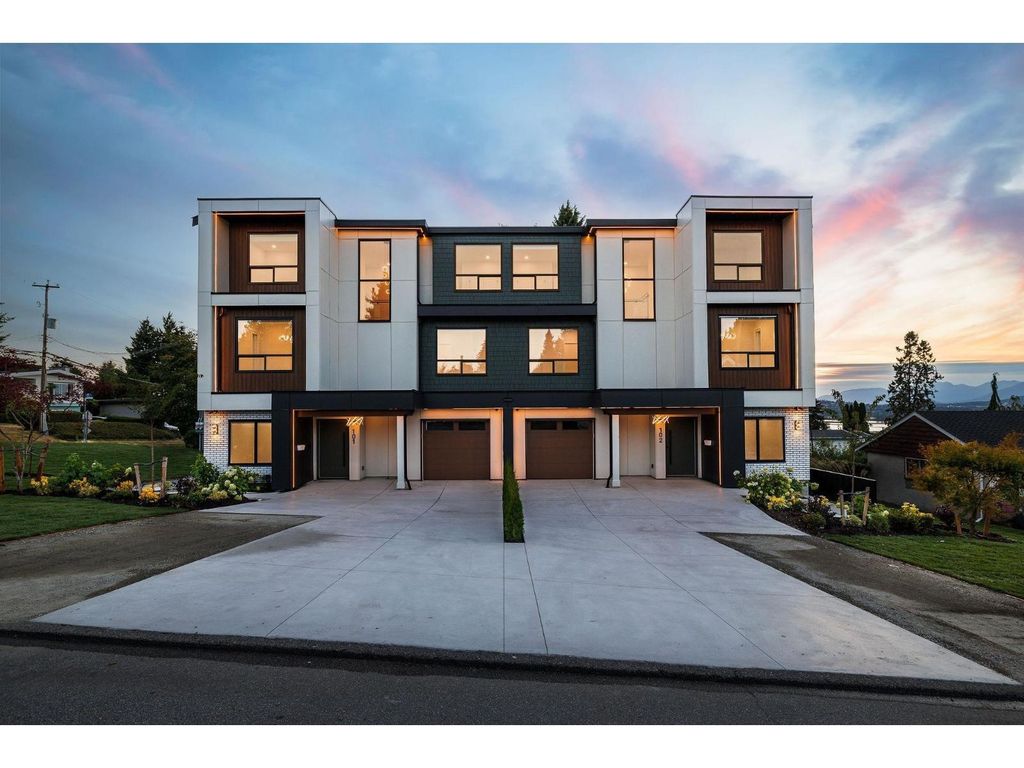101 11313 137 Street, Surrey