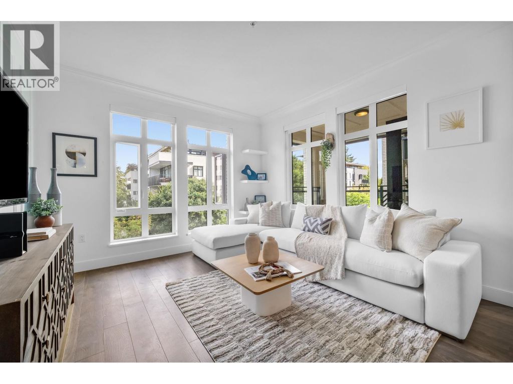 305 168 E 35th Avenue, Vancouver