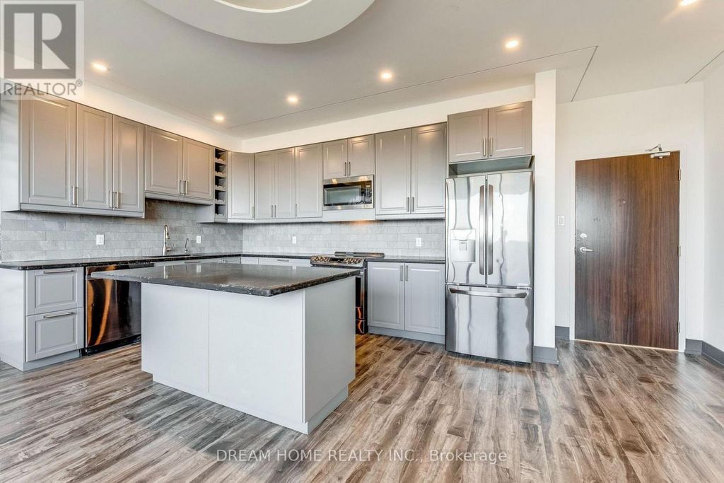 1010 - 2301 Derry Road W, Mississauga (meadowvale)