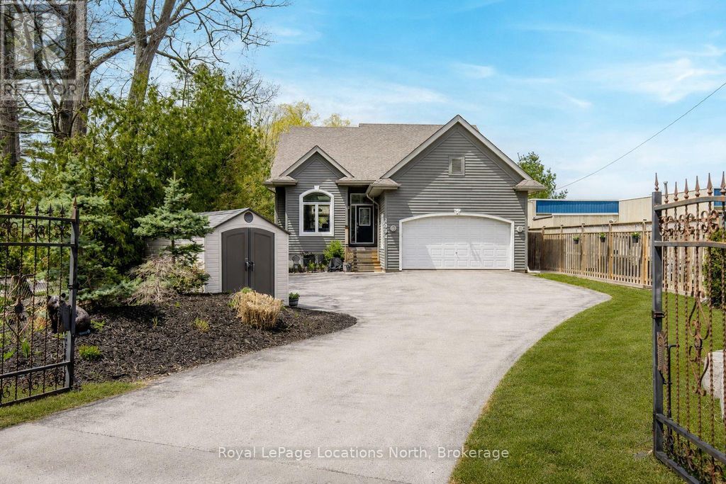 1094 River Road W, Wasaga Beach