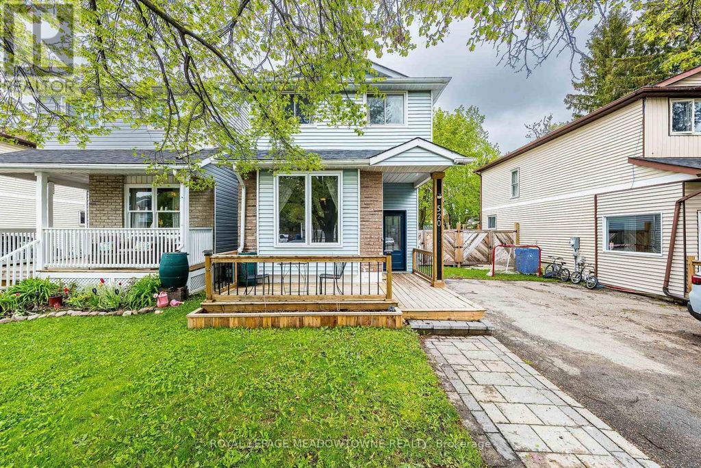520 Pineview Gardens, Shelburne