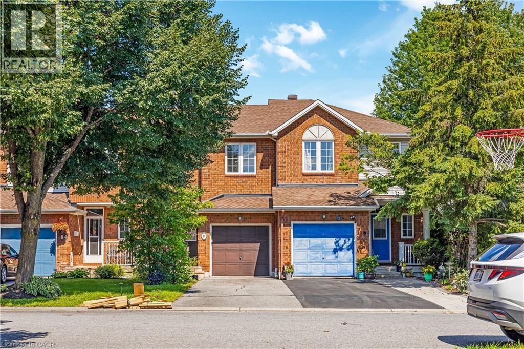 82 Milner Downs Crescent, Ottawa