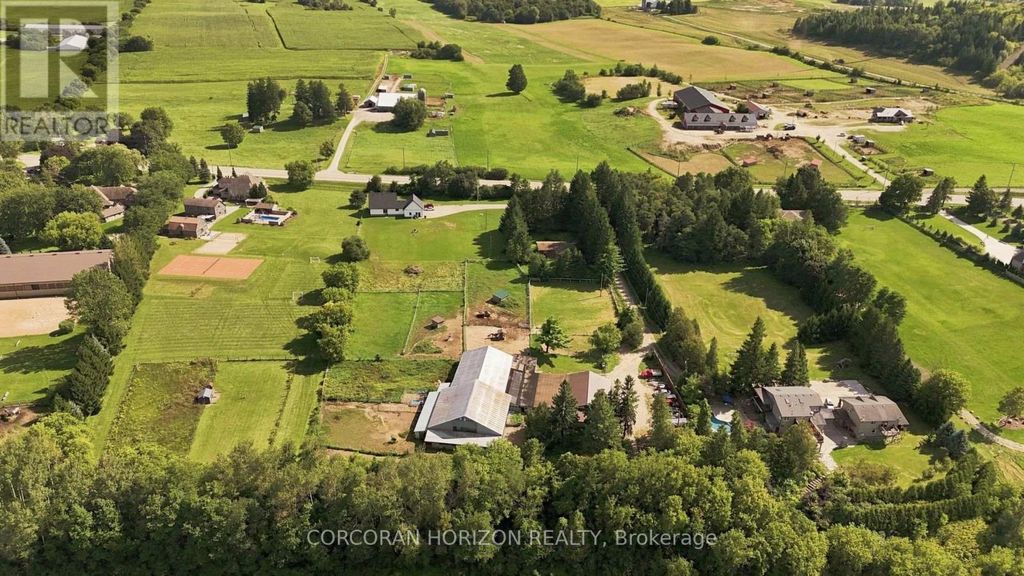 1238 Snyder's Road E, Wilmot