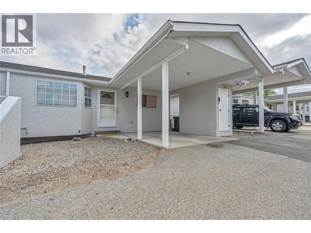14615 Victoria Road Unit# 7, Summerland