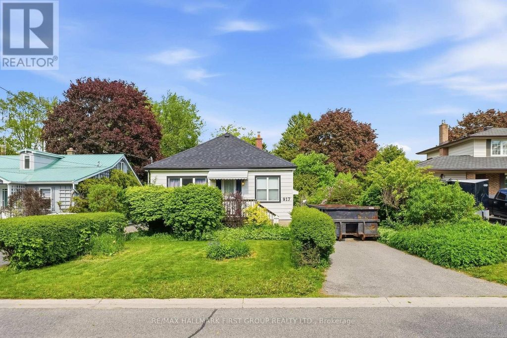 917 Green Street, Whitby (downtown Whitby)
