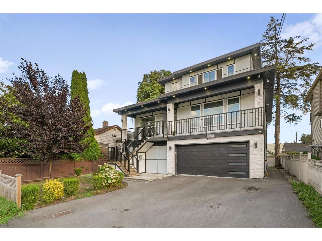 12822 114a Avenue, Surrey