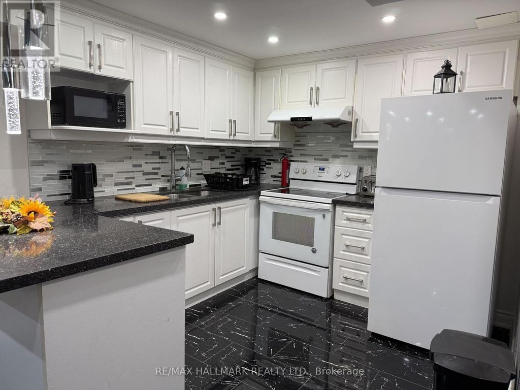 90 Black Maple Crescent, Vaughan (maple)
