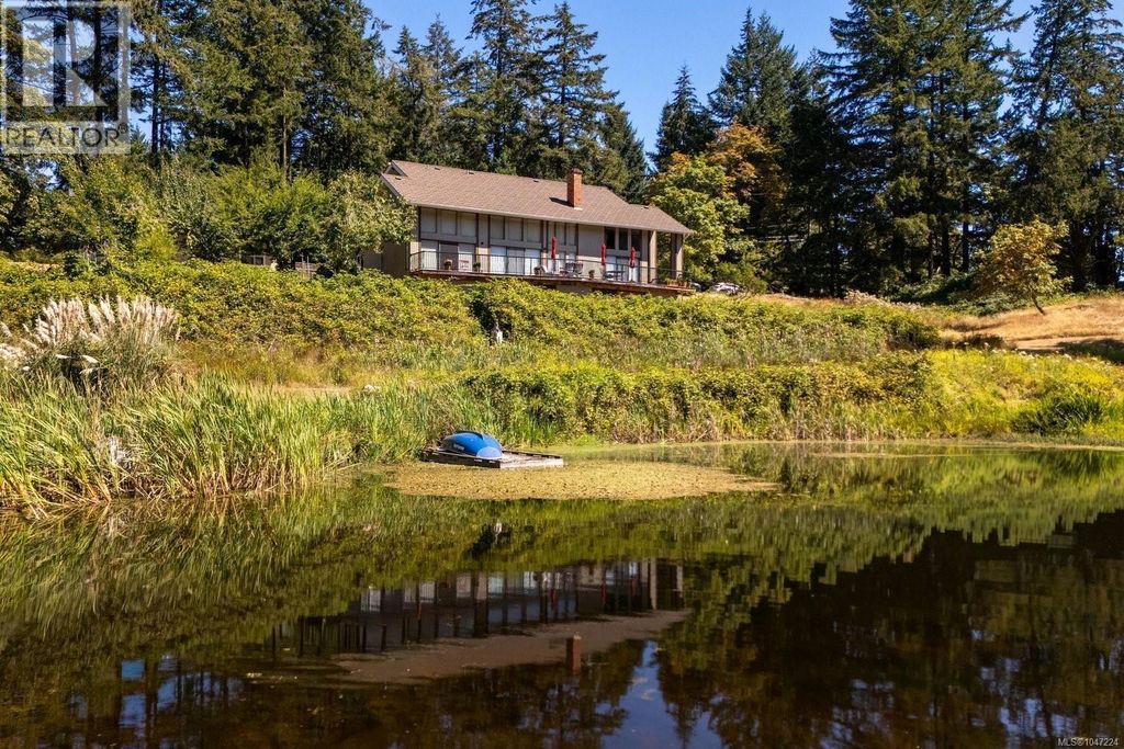 5320 Old West Saanich Rd, Saanich