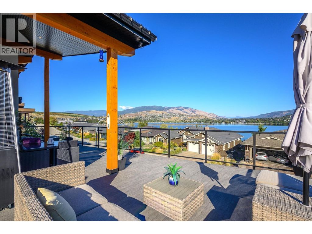 7938 Graystone Drive, Coldstream