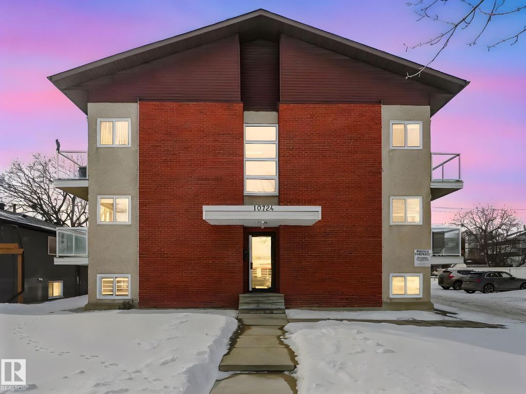 #9 10724 115 St Nw, Edmonton