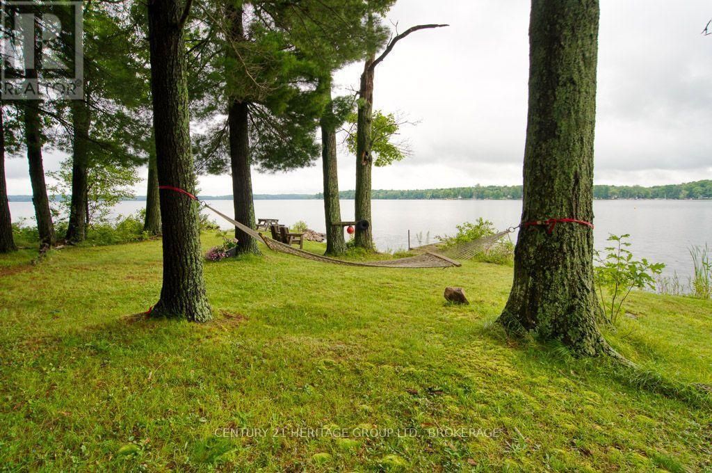 148b Oak Shores Lane, Frontenac (frontenac South)