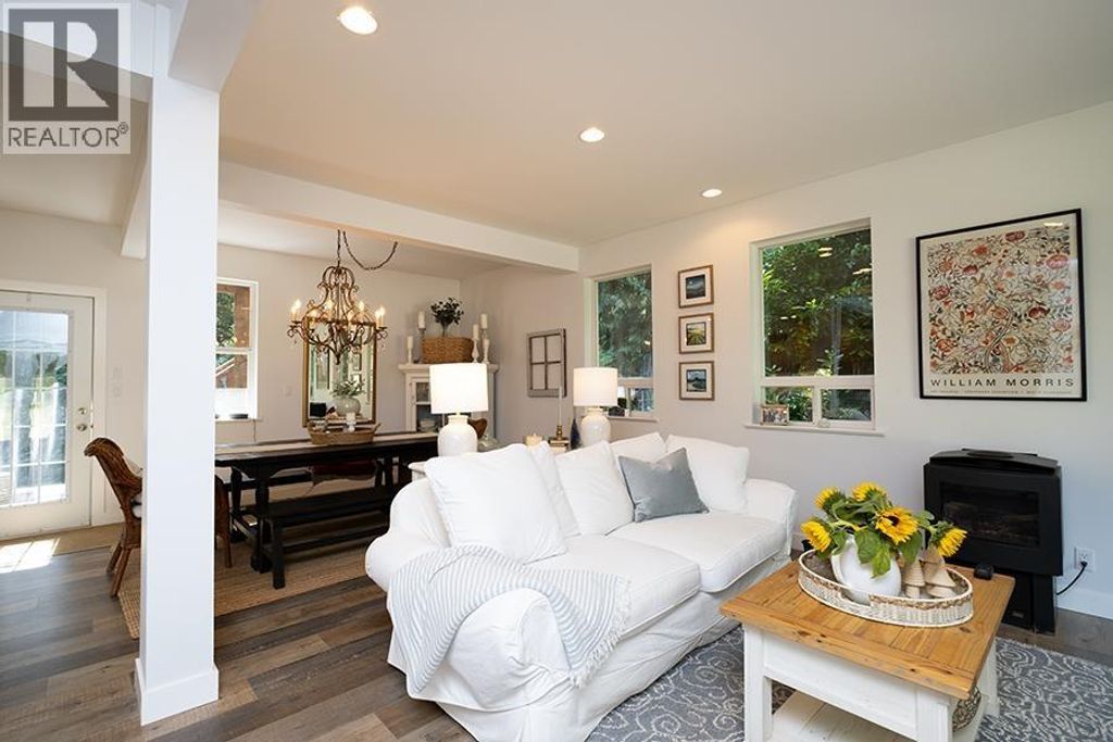 1172 Cedar Grove Road, Roberts Creek