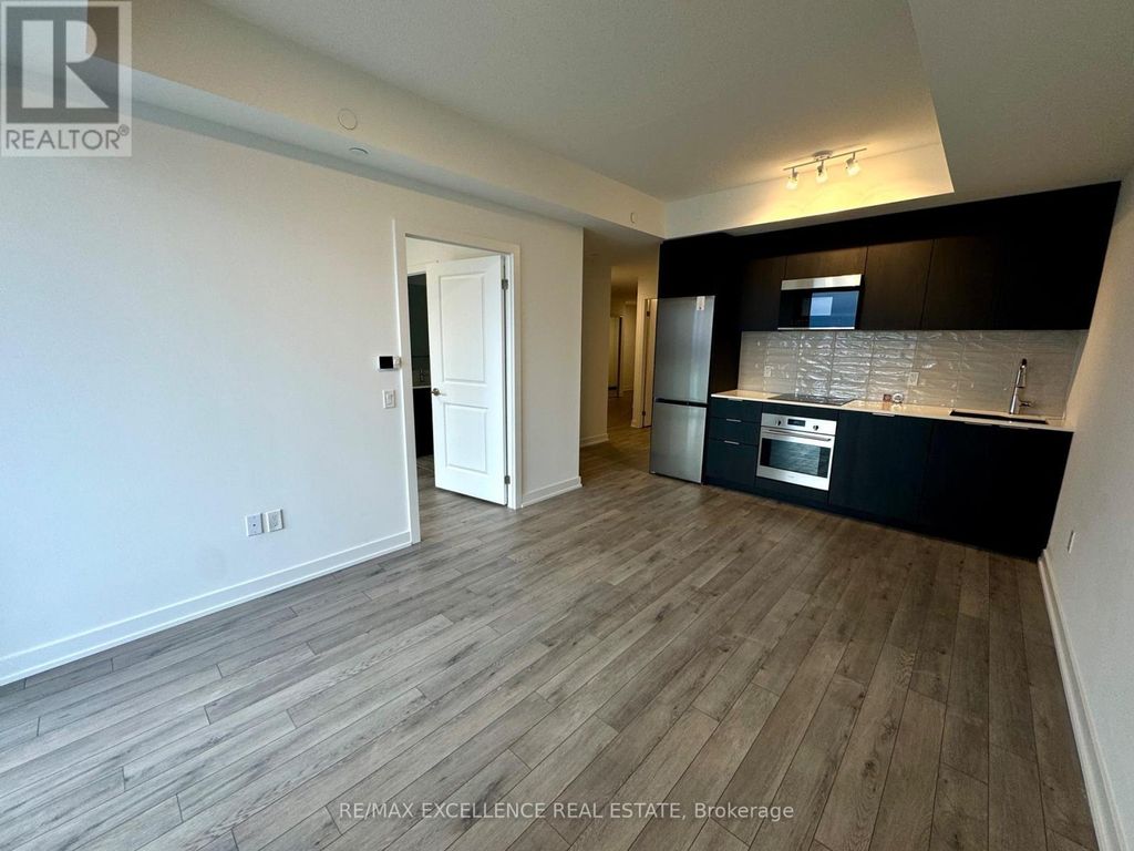 413 - 15 Skyridge Drive, Brampton (bram East)