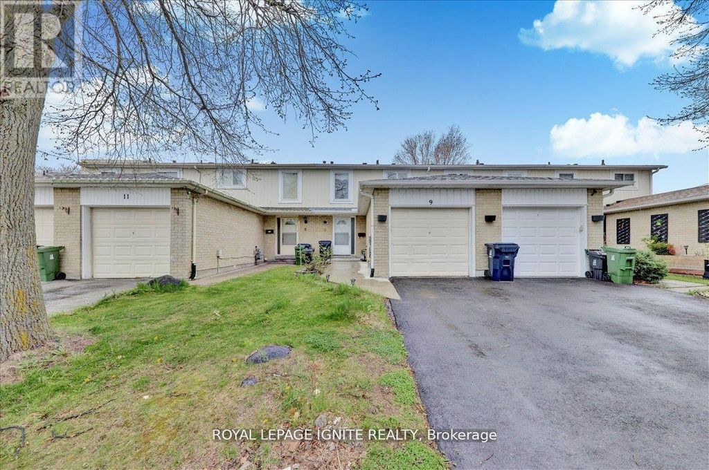 9 Pilkey Crescent, Toronto (malvern)
