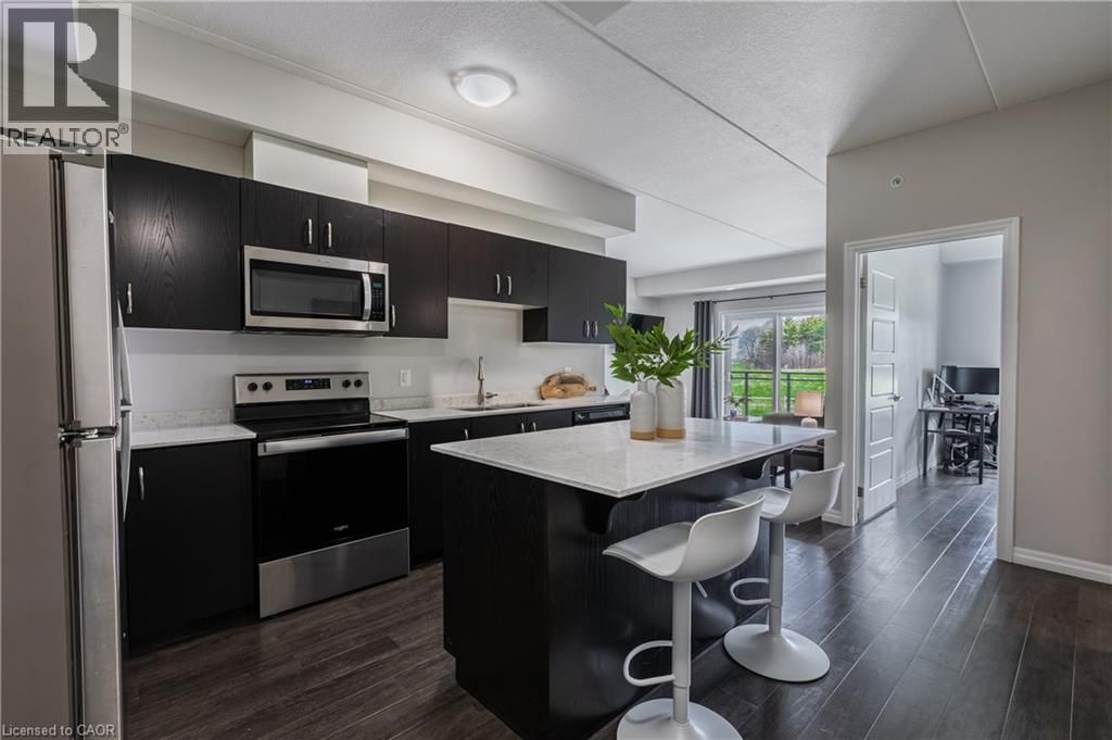 35 Kingsbury Square Unit# 202, Guelph