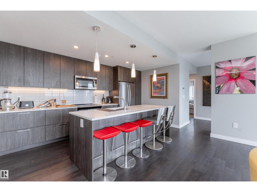 #2400 10180 103 St Nw, Edmonton