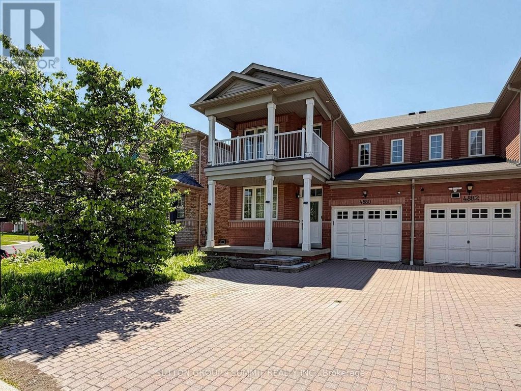 4880 Yorkshire Avenue, Mississauga (hurontario)