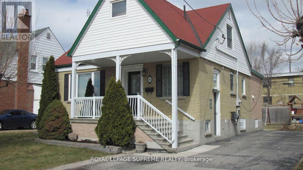 Bsmt - 44 Winston Park Boulevard, Toronto (downsview-Roding-Cfb)