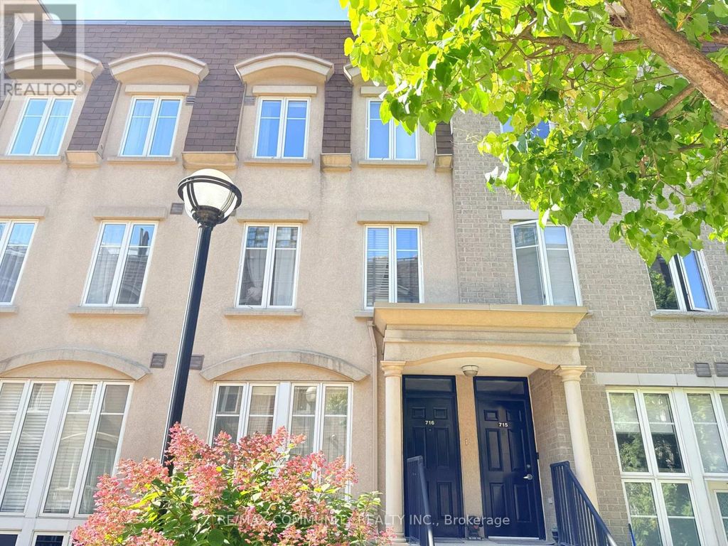 716 - 42 Western Battery Road, Toronto (niagara)