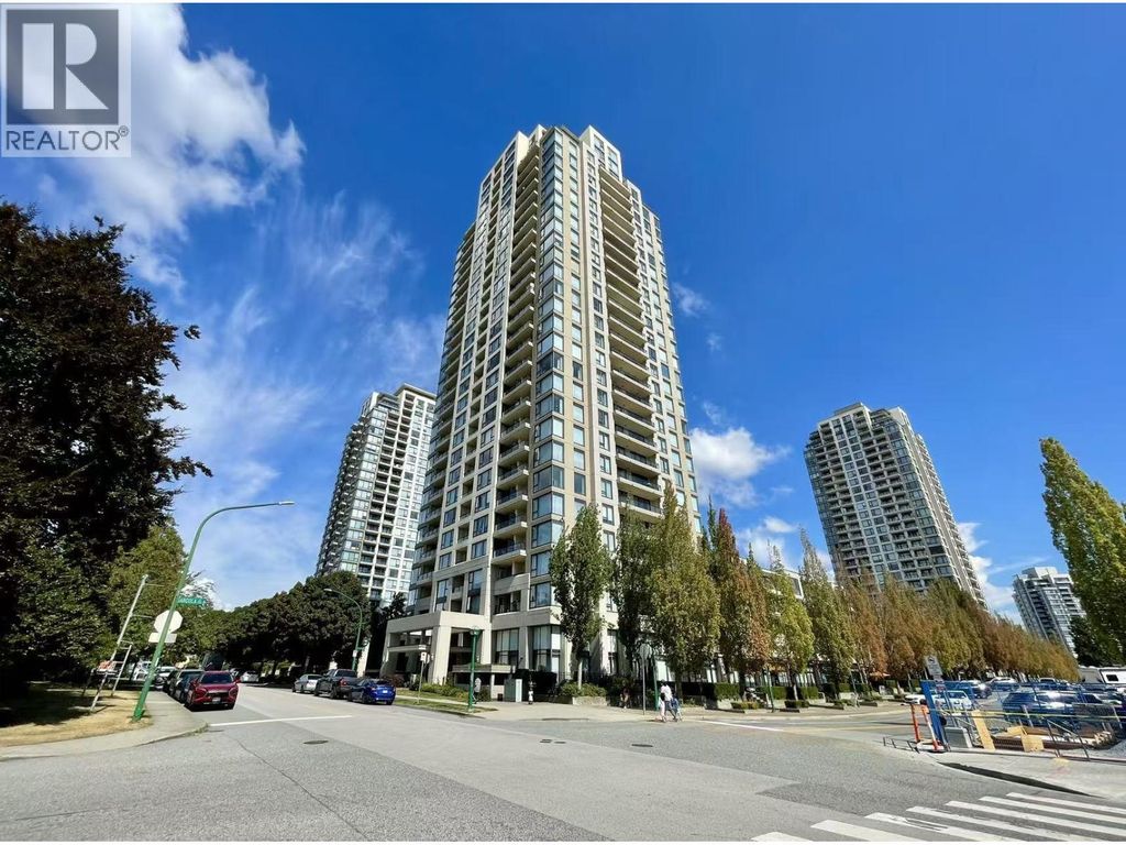 24xx 7088 Salisbury Avenue, Burnaby