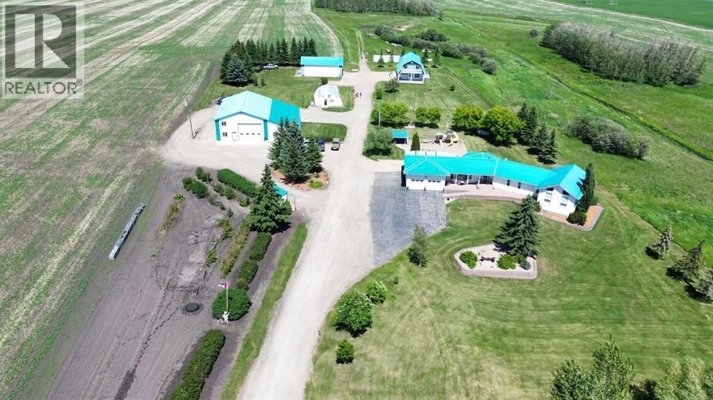 27556 Township Road 372, Rural Red Deer County