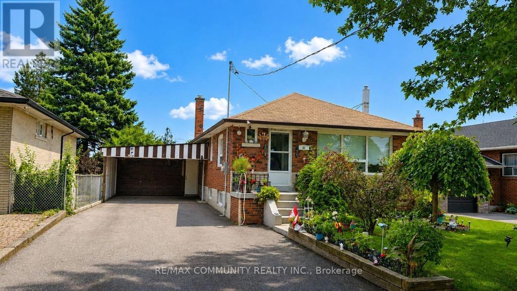 Bsmt - 51 Sharbot Avenue, Toronto (woburn)