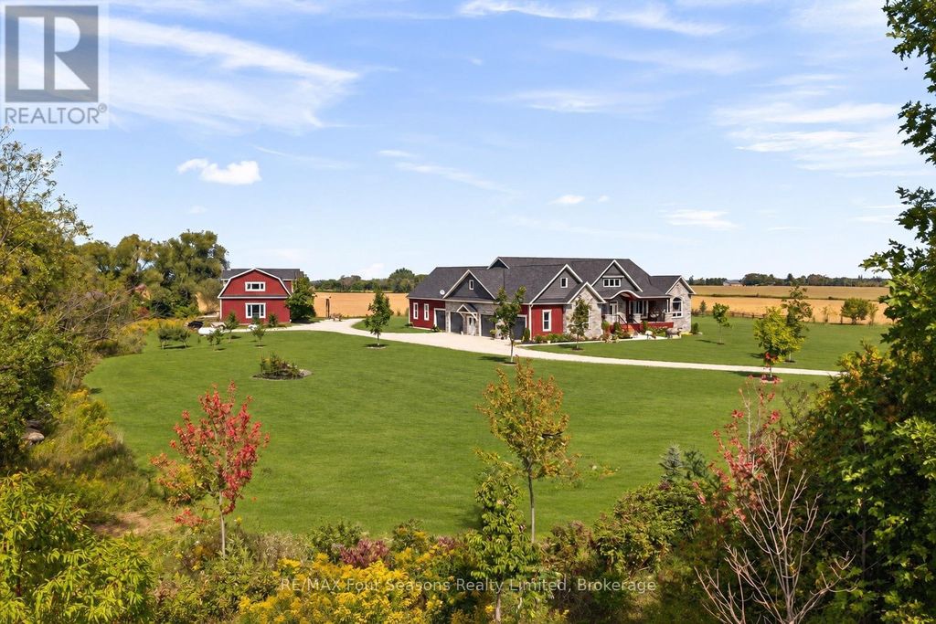 8672 County Rd 91 Road, Clearview