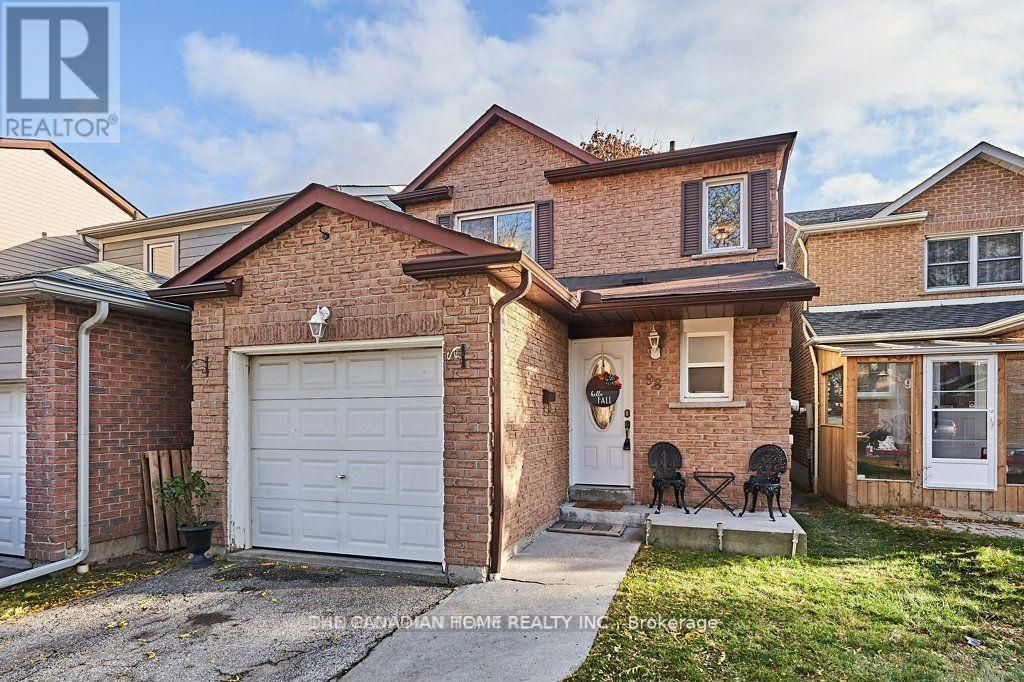 98 Greenfield Crescent, Whitby (blue Grass Meadows)