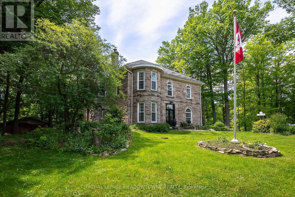 9920 Regional Road 25 Road, Halton Hills (es Rural Esquesing)