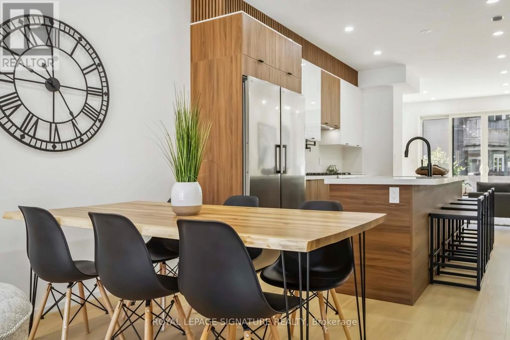 Furnished Upper - 43a Cummings Street, Toronto (south Riverdale)