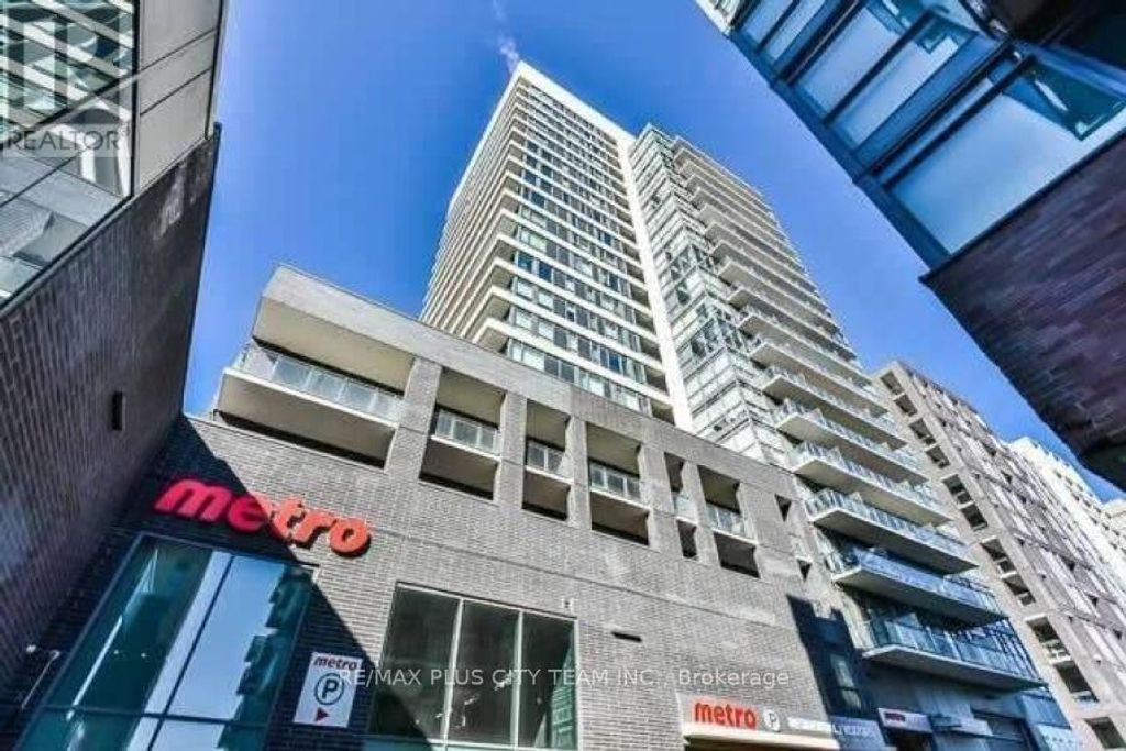 1031 - 20 Minowan Miikan Lane, Toronto (little Portugal)