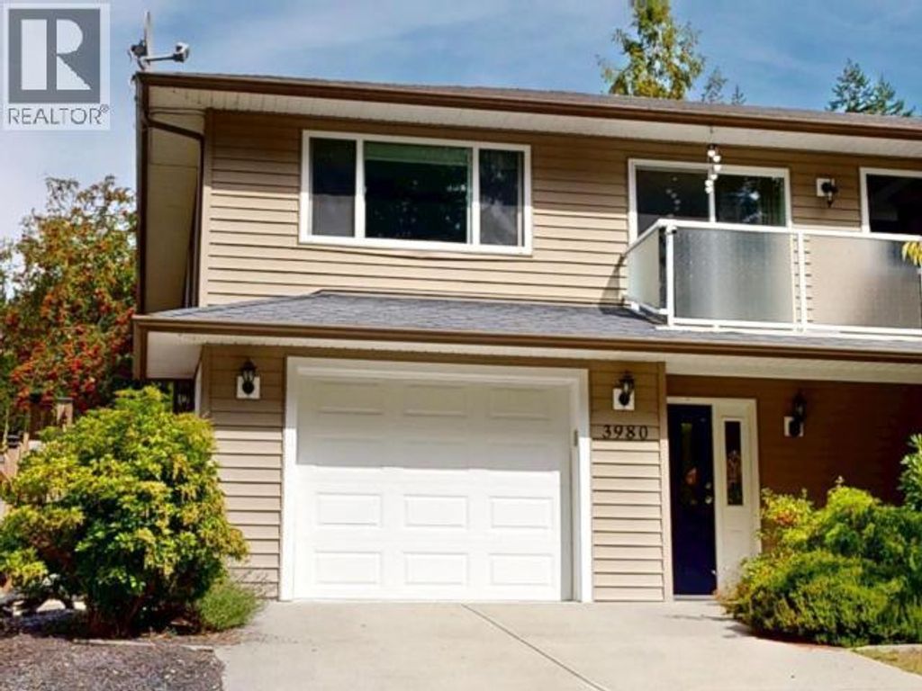 3980 Westview Ave, Powell River