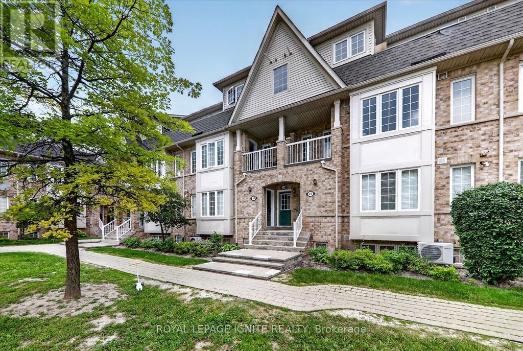 29 - 42 Pinery Trail, Toronto (malvern)